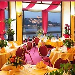 Concorde Hotel 4*