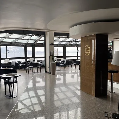 Concorde Hotel 4*
