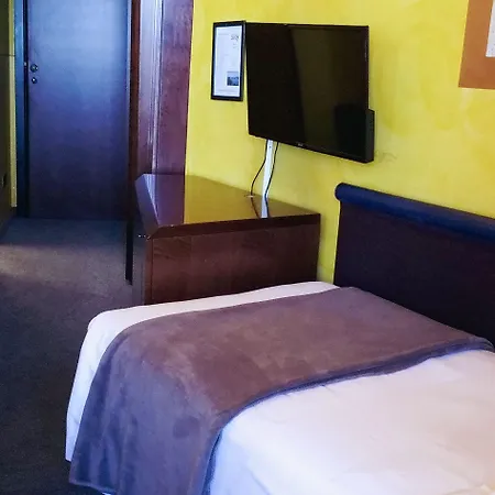 Concorde Hotel 4*