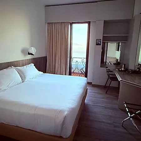 Concorde Hotell 4*