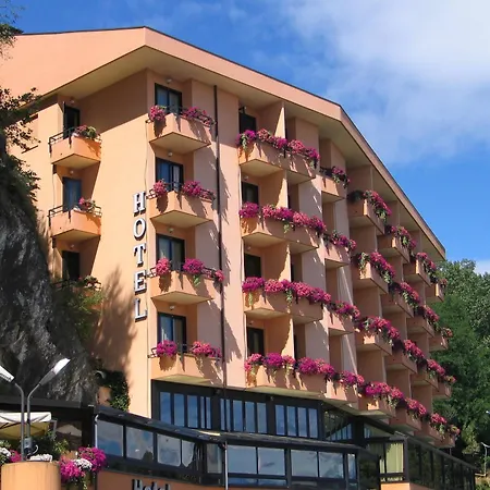 מלון Concorde 4*