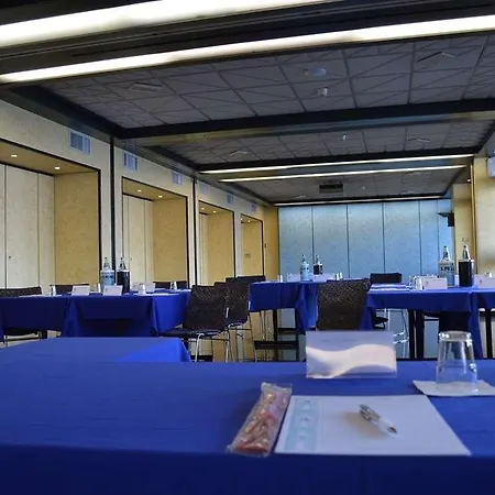 Concorde Hotel 4*